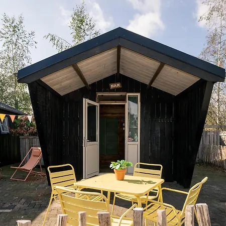 Kampeerhut Met Gedeeld Sanitair Wintelre
