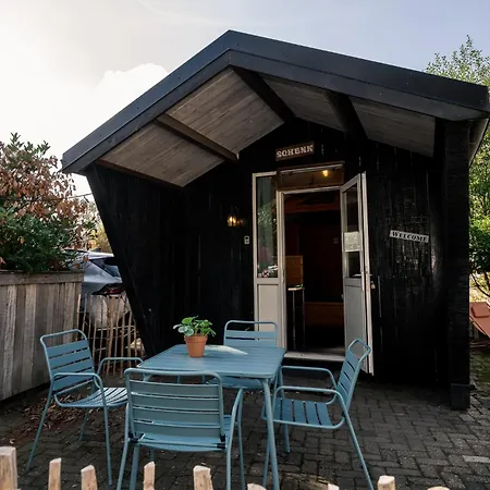 Camping Kampeerhut Met Gedeeld Sanitair *