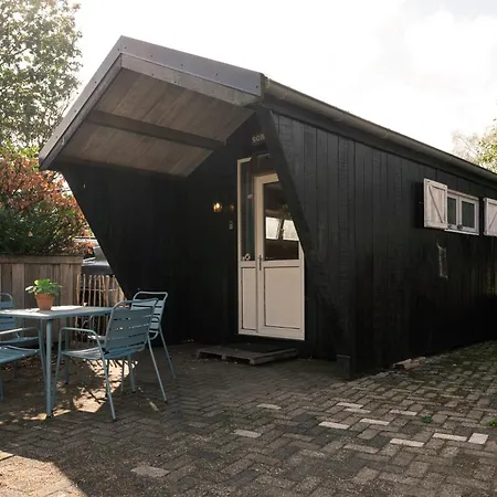 Kampeerhut Met Gedeeld Sanitair Camping Wintelre