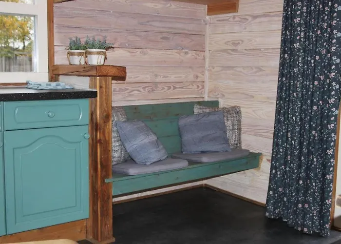 Kampeerhut Met Gedeeld Sanitair Campeggio