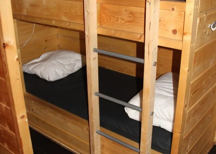 Κάμπινγκ Kampeerhut Met Gedeeld Sanitair