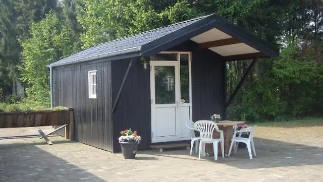 Kampeerhut Met Gedeeld Sanitair Campeggio *